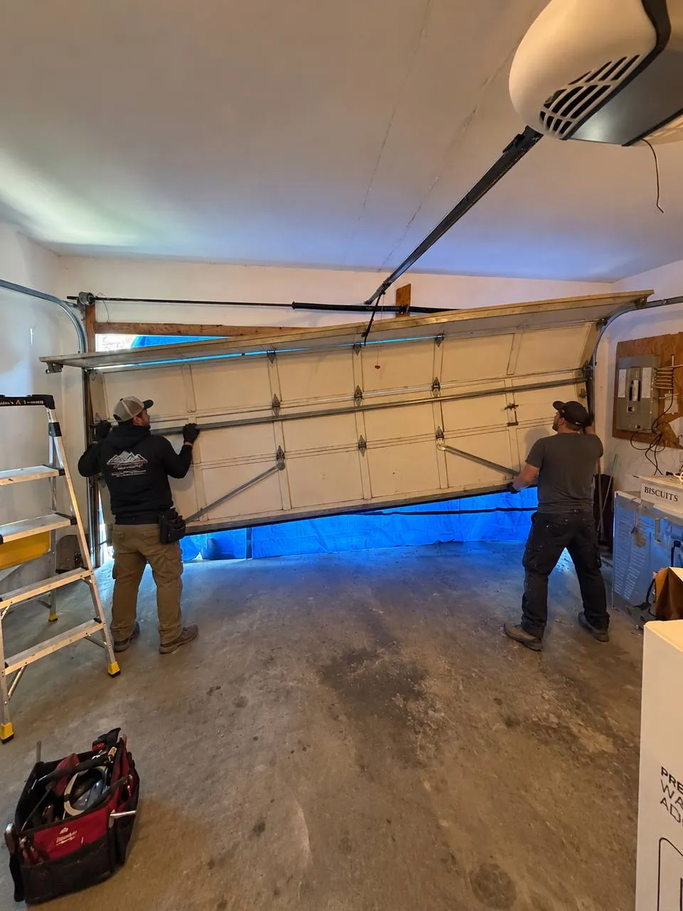 Garage door repair in Mississauga